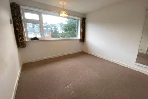 8 Conifer Rise, Northampton, NN3 3JY