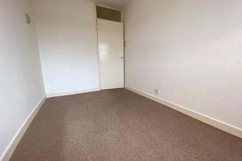 8 Conifer Rise, Northampton, NN3 3JY