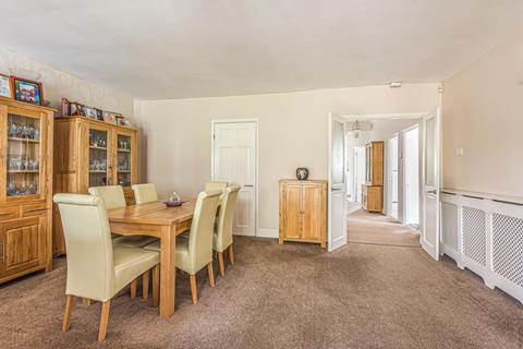 38 Coppermill Road, Wraysbury, Staines-upon-thames, TW19 5NT
