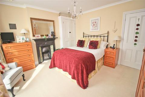 33 Kent Road, Halling, Rochester, ME2 1AR
