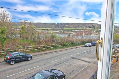 33 Kent Road, Halling, Rochester, ME2 1AR