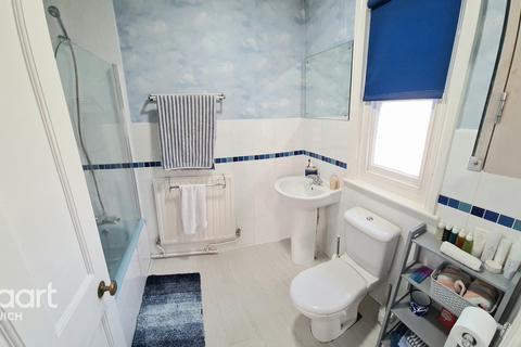 66 Fitzgerald Road, Bramford, Ipswich, IP8 4AD