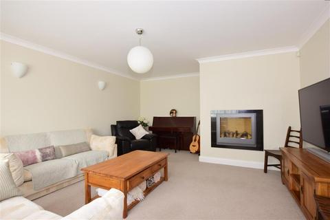 11 Wellfields, Loughton, IG10 1PB