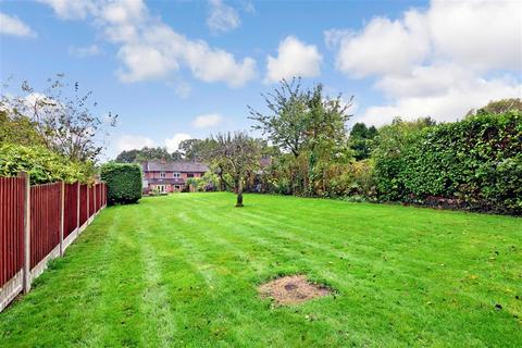 11 Wellfields, Loughton, IG10 1PB