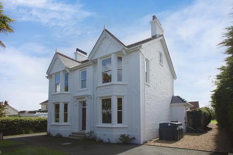 4 bedroom detached house for sale, Braye du Valle, St Sampson's, Guernsey, GY2