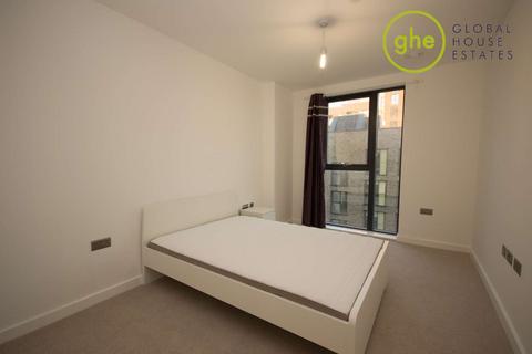 2 bedroom flat to rent, Larkwood Avenue, Lewisham, London