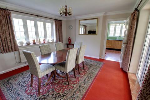 118 Elm Road, Earley, Reading, RG6 5TD
