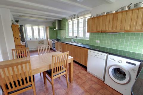 118 Elm Road, Earley, Reading, RG6 5TD