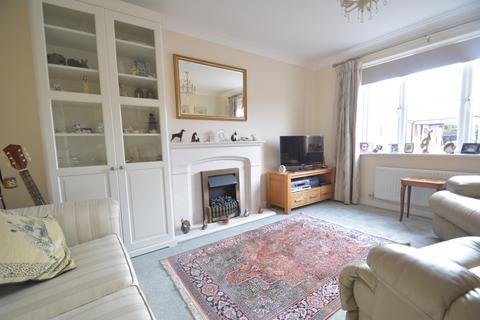 26 Harvest Way, Harleston, IP20 9GD