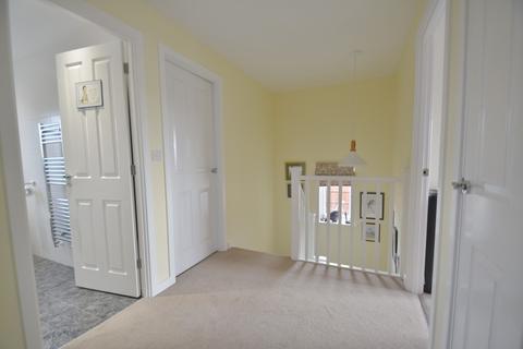26 Harvest Way, Harleston, IP20 9GD