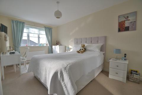 26 Harvest Way, Harleston, IP20 9GD