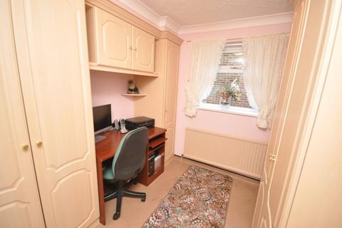 24 Copperas Close, Millhouse Green, Sheffield, S36 9SA
