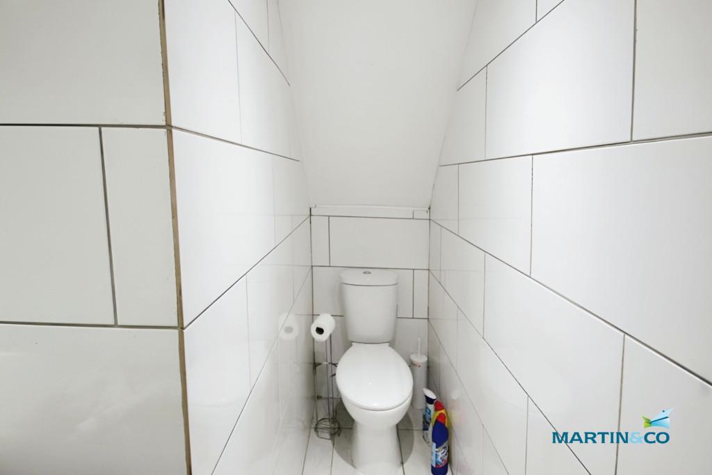 Toilet 20- 20angle 201