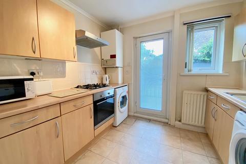 2 Angus Road, Gateshead, NE8 2TH
