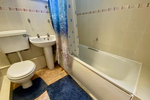 2 Angus Road, Gateshead, NE8 2TH