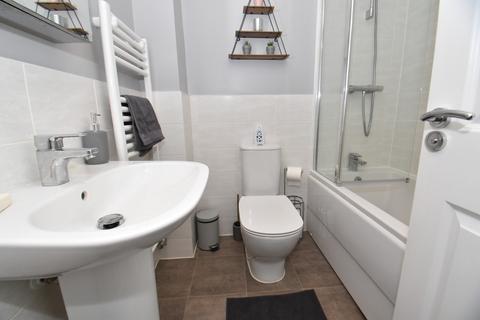 7 Barton Drive, Ashbourne, DE6 1TN