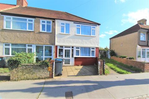 27 Stonecroft Way, Croydon, CR0 3DJ
