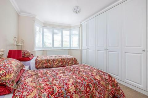 2 Cranleigh Close, Bexley, DA5 1QB