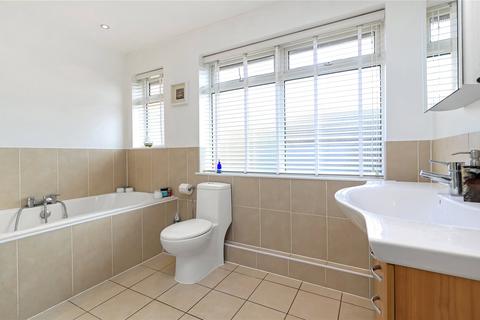 25 Downs Road, South Wonston, Winchester, SO21 3EU