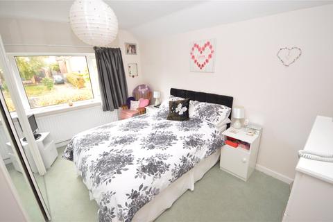 7 Fieldhead Grove, Guiseley, Leeds, LS20 8DY
