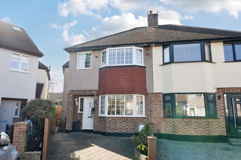 4 bedroom semi-detached house for sale, Sparrows Lane, New Eltham SE9