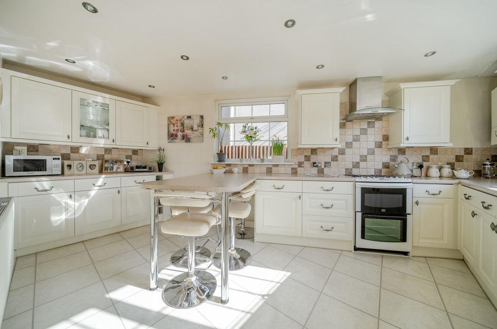 Kitchen diner angle