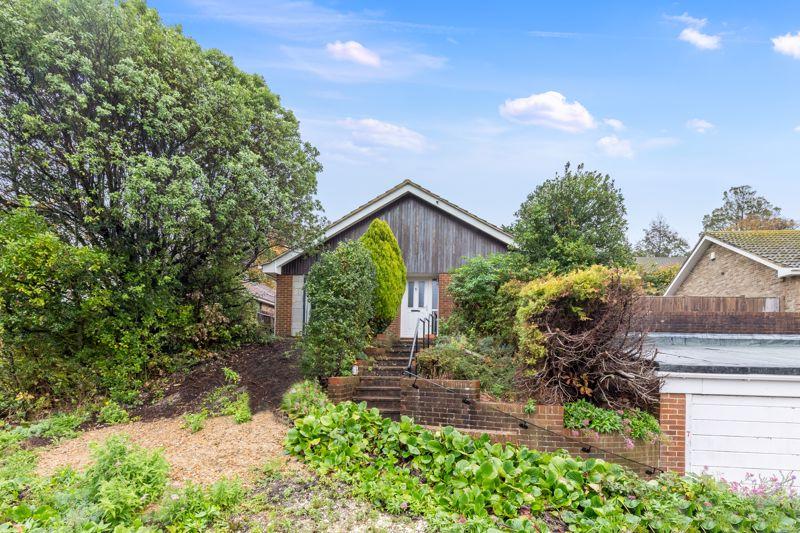 Fairlie Gardens, Brighton 3 bed detached bungalow £575,000