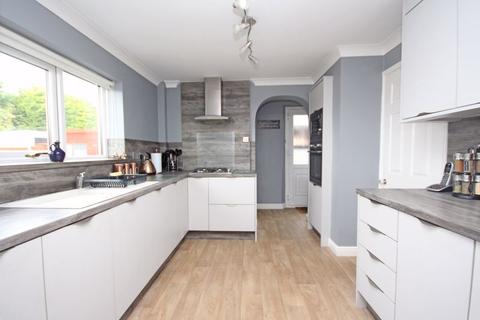 91 Manor Drive, Waltham, Grimsby, DN37 0NS