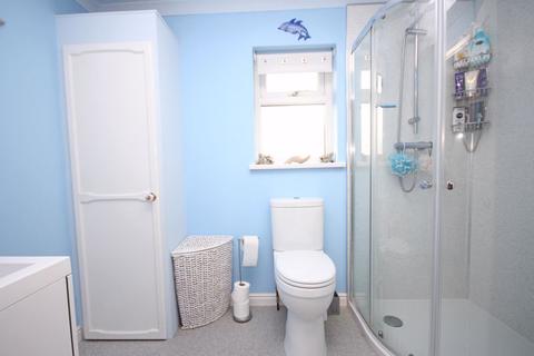 91 Manor Drive, Waltham, Grimsby, DN37 0NS