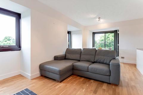 41l Beaconsfield Road, Glasgow, G12 0NN