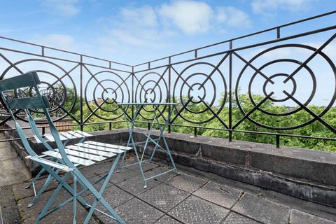 41l Beaconsfield Road, Glasgow, G12 0NN