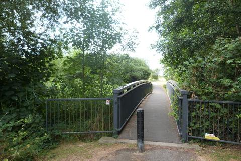 29 Burrows Chase, Waltham Abbey, EN9 3YX