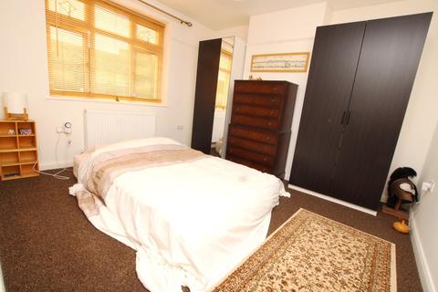 57 Whitehill Road, Crayford, Dartford, DA1 4AB