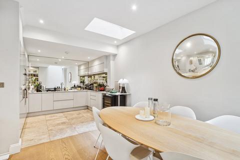 4 bedroom terraced house to rent, Colbeck Mews, South Kensington, London