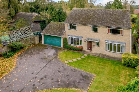 108 Abingdon Road, Standlake, Witney, OX29 7RN
