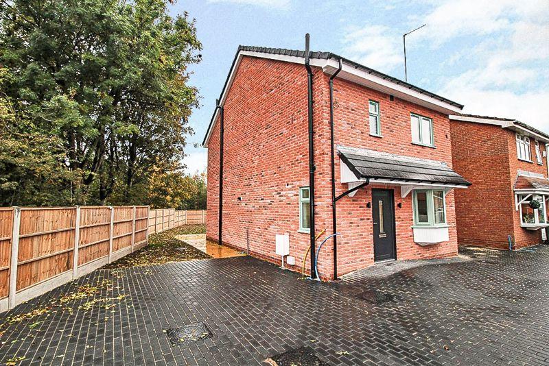 Bridgewater Drive, COSELEY, WV14 9PA 3 bed detached house £235,000