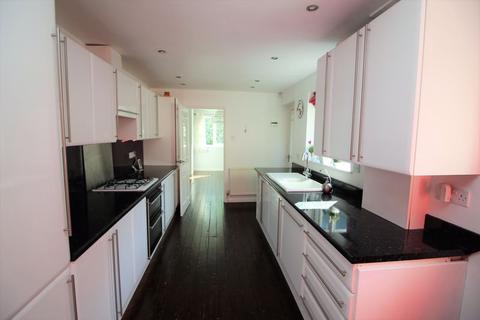25 Wellgarth, Halifax, HX1 2BJ