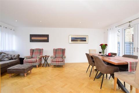 Threeways Epping Road, Roydon, Harlow, CM19 5DA