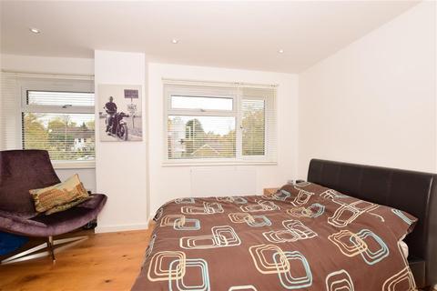Threeways Epping Road, Roydon, Harlow, CM19 5DA