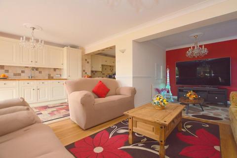 33 Ailsworth Road, Luton, LU3 2UG