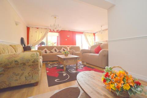 33 Ailsworth Road, Luton, LU3 2UG