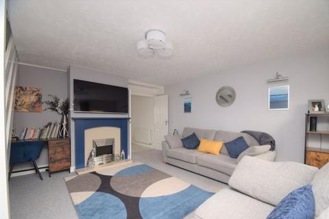 12 Achilles Close, Walsall, WS6 6JW