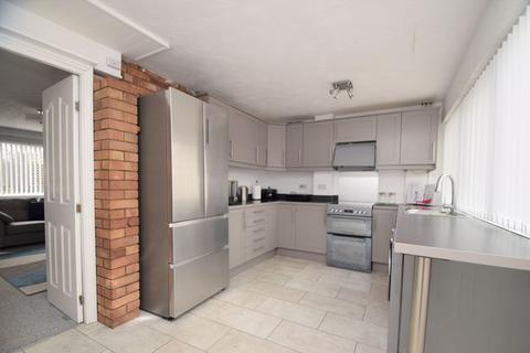 12 Achilles Close, Walsall, WS6 6JW
