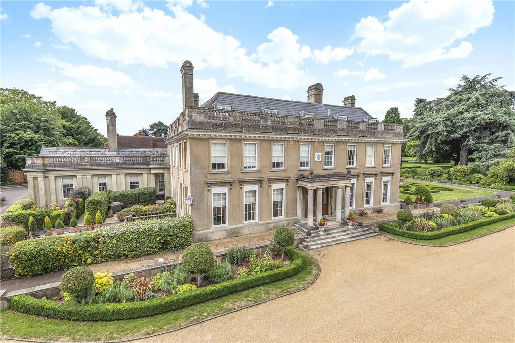 Douces Manor