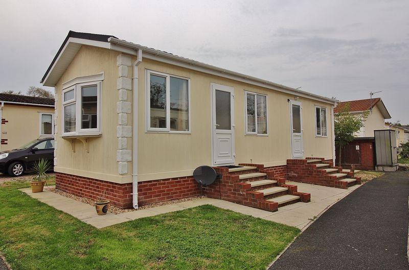 Meadow Park, Tarleton 1 bed detached bungalow £65,000