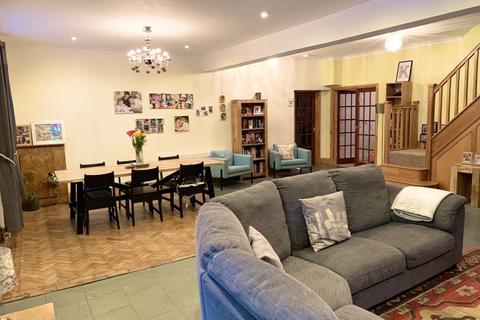 Oak House Henfaes Road, Tonna, Neath, SA11 3EZ