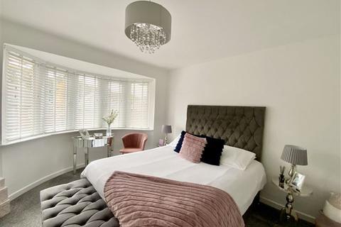 61 Clifton Crescent, Sheffield, S9 4BD
