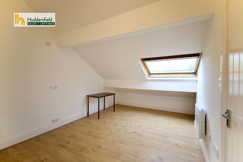 1 bedroom apartment to rent, Bradford Road, Huddersfield