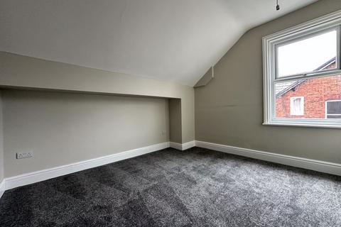 2 bedroom apartment to rent, Scarisbrick New Road, Southport PR8
