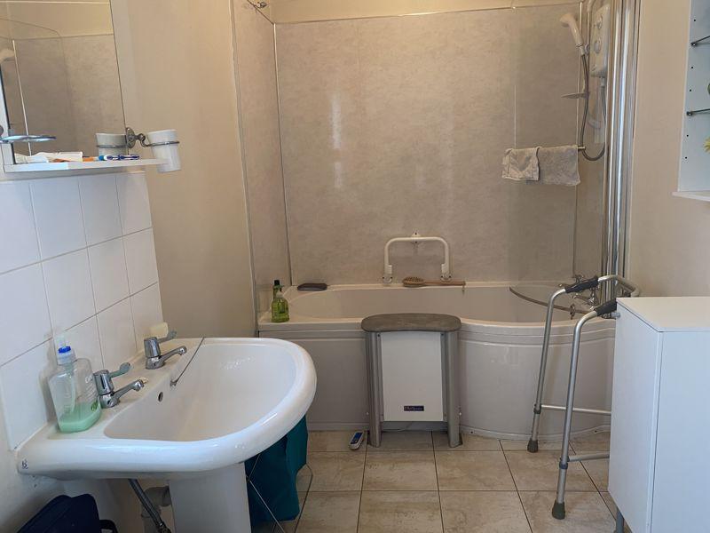 Photo 16